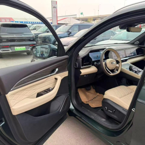 Geely Xingyue L 4WD Oriental Yaio - Full Moon Edition