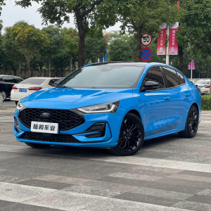 FORD FOCUS Ecoboost 180 S edition
