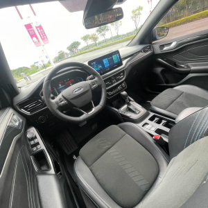 FORD FOCUS Ecoboost 180 S edition