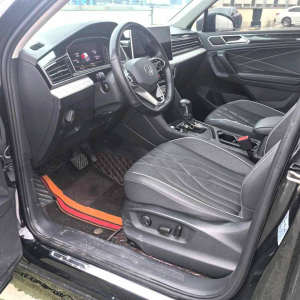 Volkswagen Tiguan L Smart version