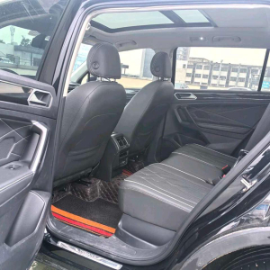 Volkswagen Tiguan L Smart version