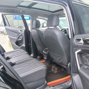 Volkswagen Tiguan L Smart version