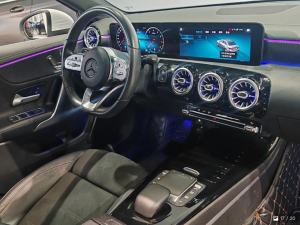 Mercedes-Benz A-Class 200L Sport