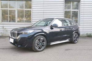BMW iX1  xDrive30L M Sport Package