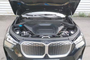 BMW iX1  xDrive30L M Sport Package