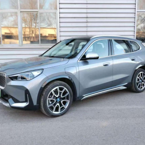BMW iX1  xDrive30L