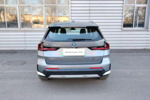 BMW iX1  xDrive30L