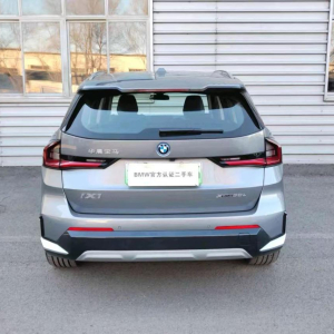 BMW iX1  xDrive30L