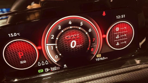 Volkswagen Golf GTI 2.0 TSI