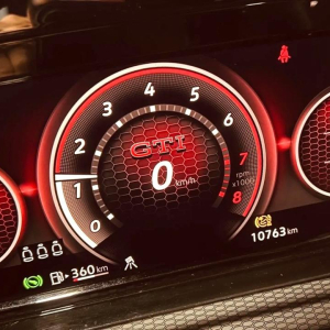 Volkswagen Golf GTI 2.0 TSI