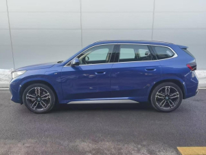 BMW iX1 xDrive30L M Sport Package