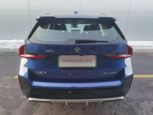 BMW iX1 xDrive30L M Sport Package