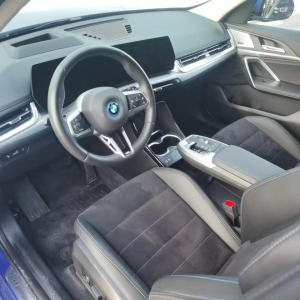 BMW iX1 xDrive30L M Sport Package