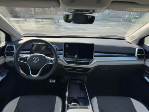 Volkswagen ID.6 CROZZ