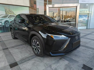 Lexus RZ 450e