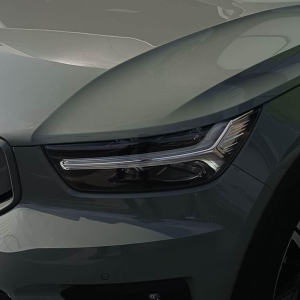 Volvo EX40 4WD