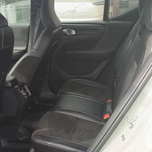 Volvo EX40 4WD