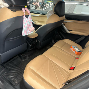 Geely Boyue L Honour version