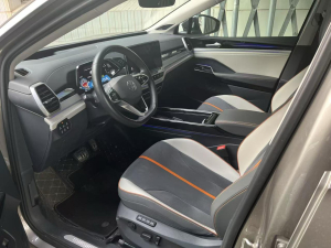 Volkswagen ID.6 PRIME