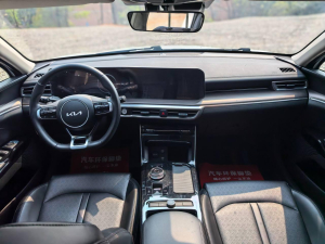 Kia K5 Pro Edition 270T