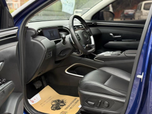 Hyundai Tucson L 2WD Flagship edition