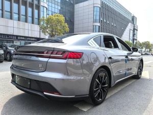 BYD HAN Flagship