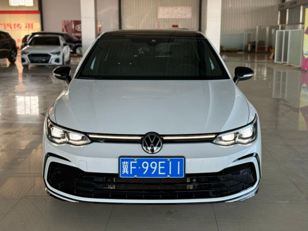 Volkswagen Golf VIII из Китая