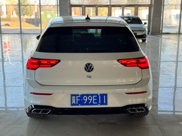 Volkswagen Golf VIII из Китая