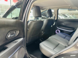 Honda Vezel Luxury Edition