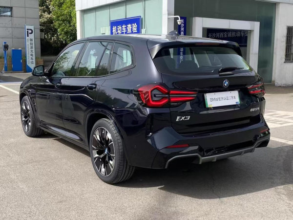 BMW IX3 из Китая