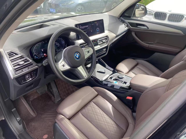 BMW IX3 из Китая