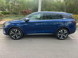 BYD Tang EV Flagship edition