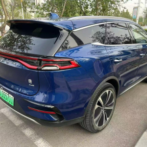 BYD Tang EV из Китая