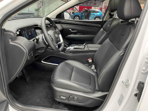 Hyundai Tucson LUX Premium Edition