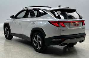 Hyundai Tucson LUX Premium Edition