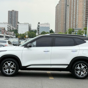 Kia Seltos из Китая
