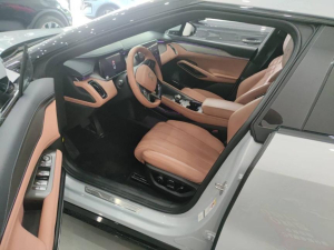 BYD Song L