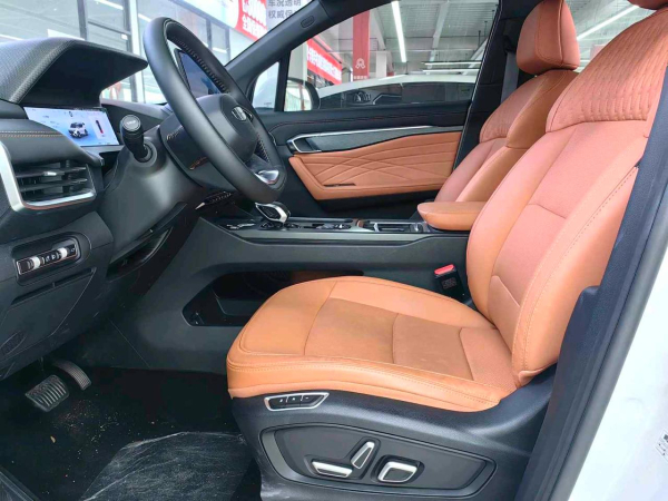 Geely Okavango из Китая