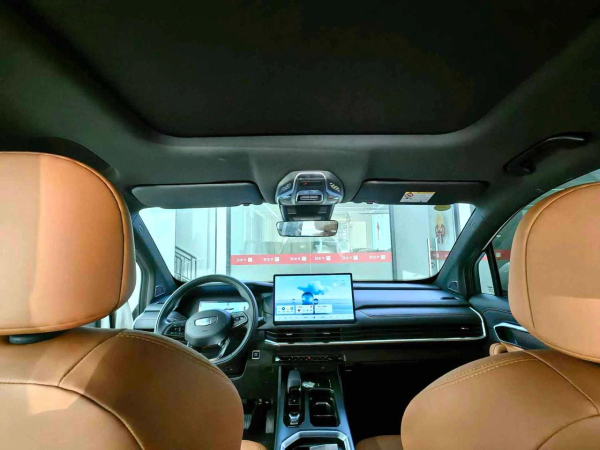 Geely Okavango из Китая