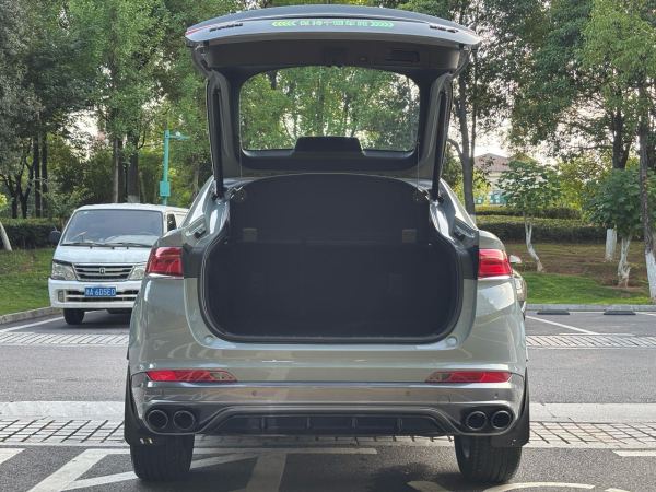 Geely Tugella S