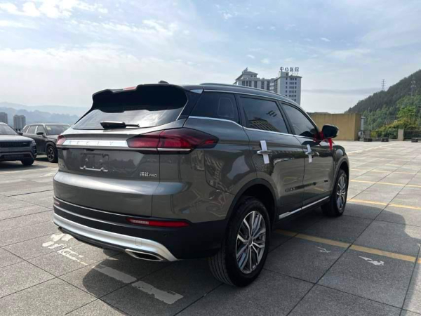Geely Atlas Pro из Китая