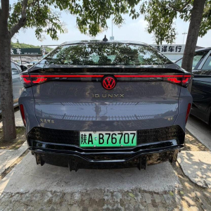 Volkswagen UNYX 06