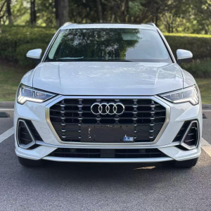 Audi Q3 (F3)