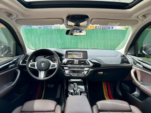 BMW X3 xDrive30i