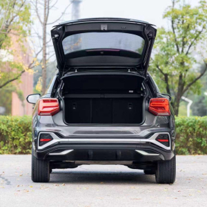 AUDI Q2 L