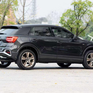 AUDI Q2 L