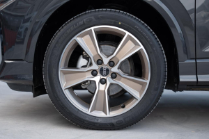 AUDI Q2 L