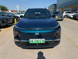 Geely Galaxy L7