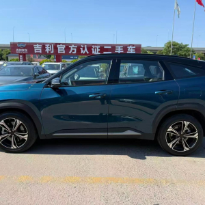 Geely Galaxy L7