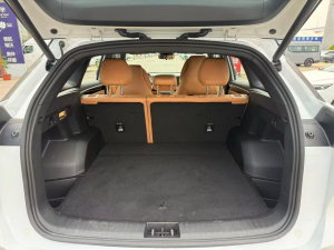 Geely Galaxy L7
